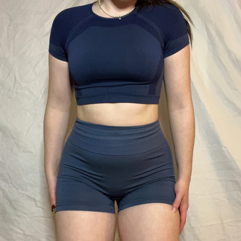 seamless top